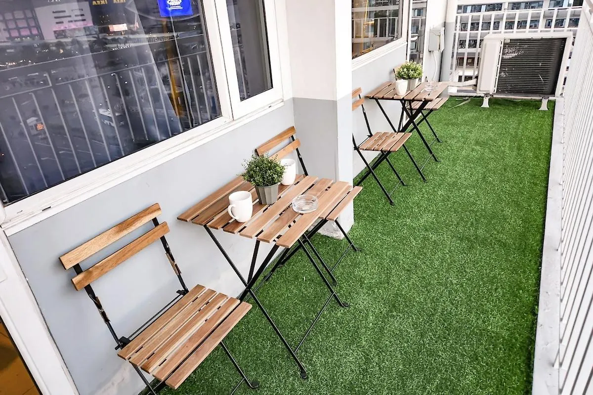 Artsy 110Sqm 2Br In Moa 200Mbps Wifi Xbox Printer Apartment Manila
